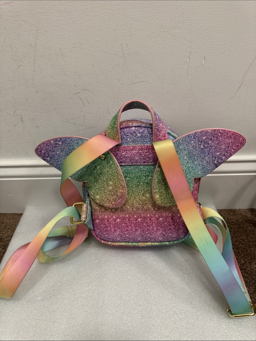 Betsey Johnson luv Betsey multi color winged mini backpack - Picture 2 of 6